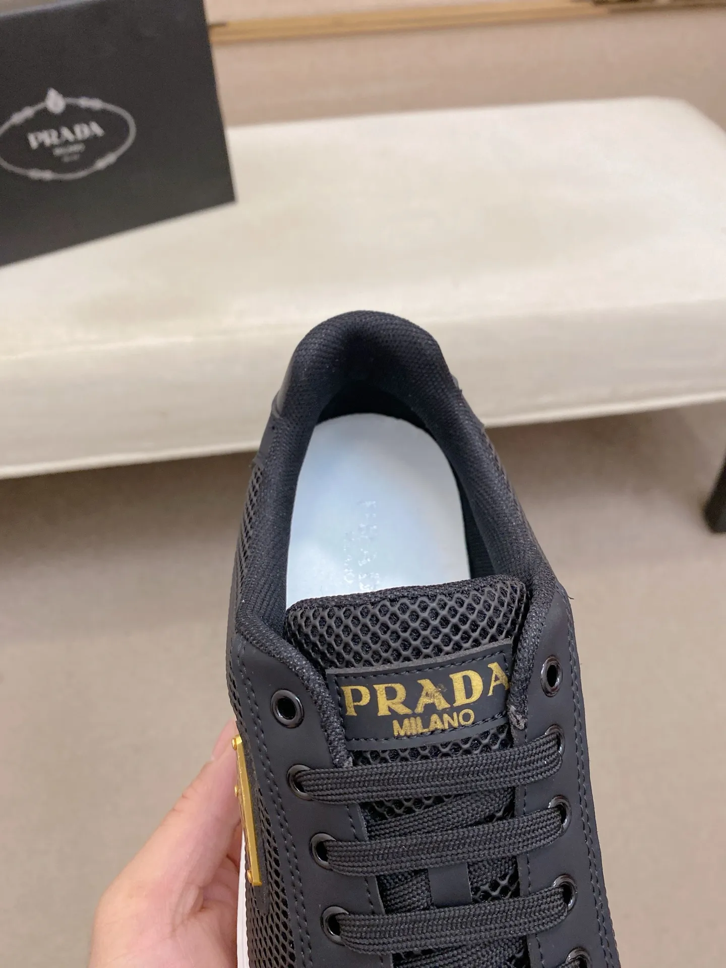 Men's men's shoes💰: 440💰[Prada～Prada] Trendy new styles are on the market. Same style as the official website. Counter quality. Original version. [Strong] [Strong] Imported selected first-layer cowhide. Comfortable and breathable sheepskin lining, fine workmanship, upper layer made of 100% pure cowhide, original last shape, comfortable on the feet, shoe sizes 38 to 44